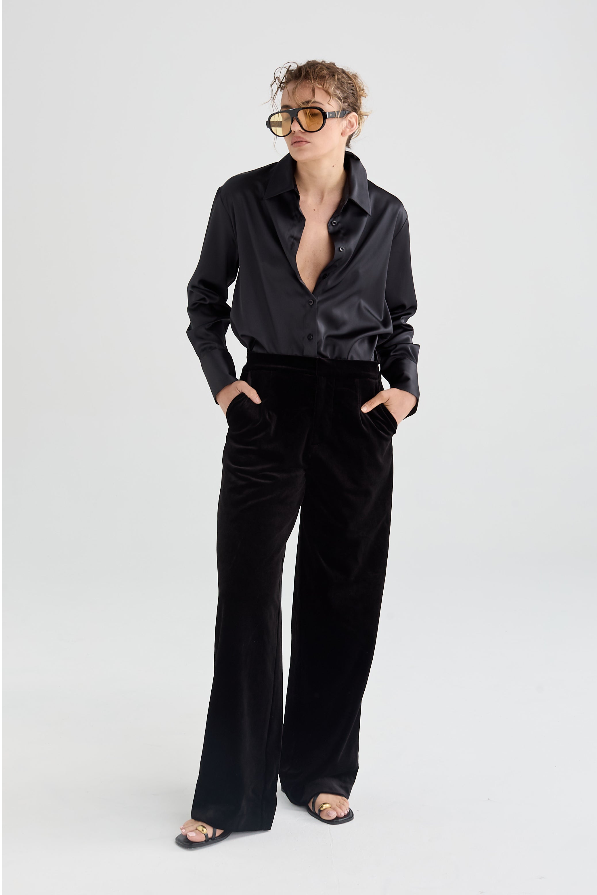 Chloe Highwaisted Velvet Pants